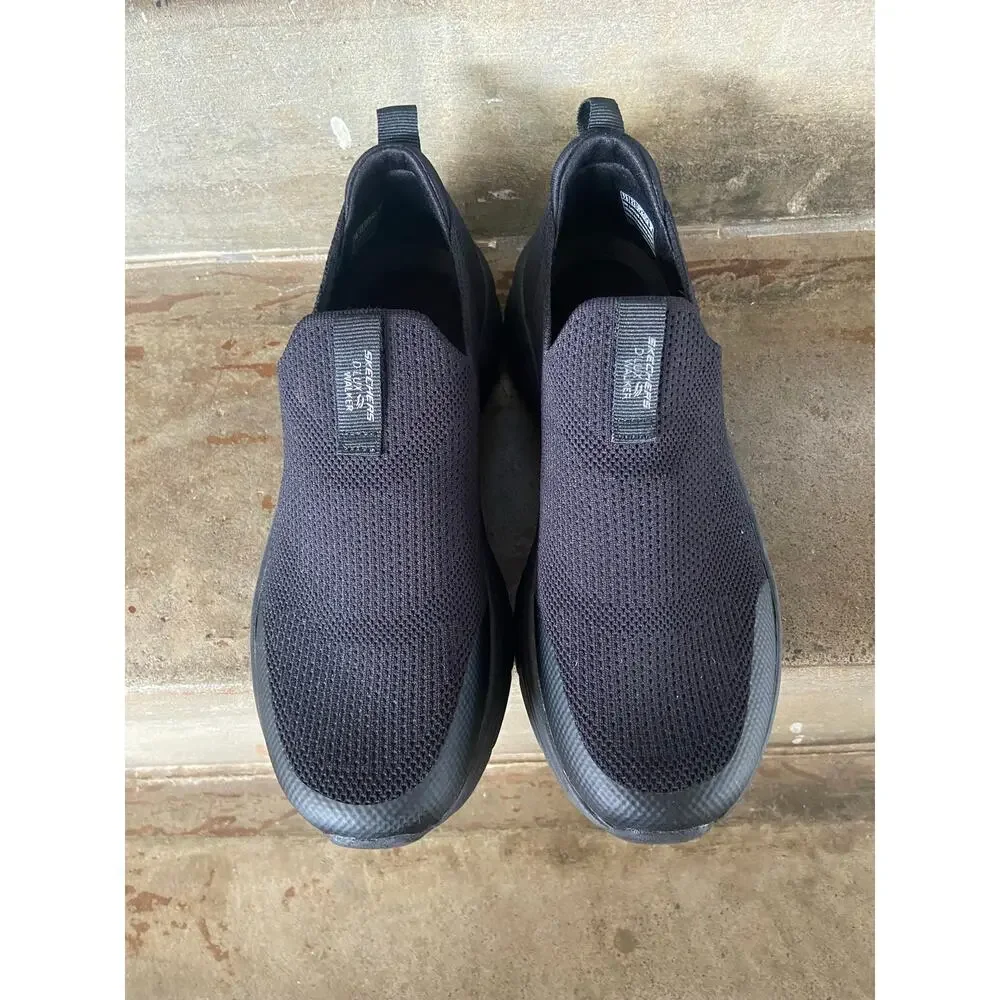 Skechers DLux Walker Relaxed Fit black knit upper sneaker